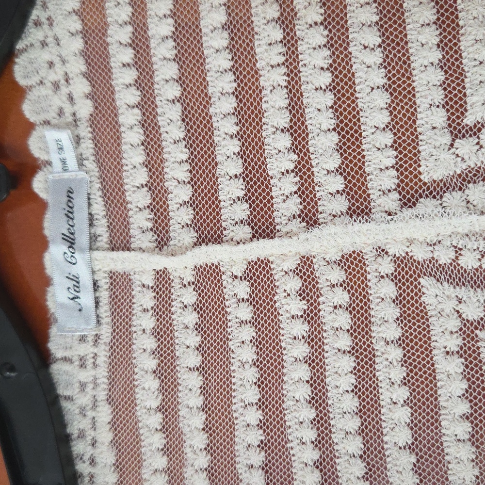 Sheer Robe - Picture 2 of 3